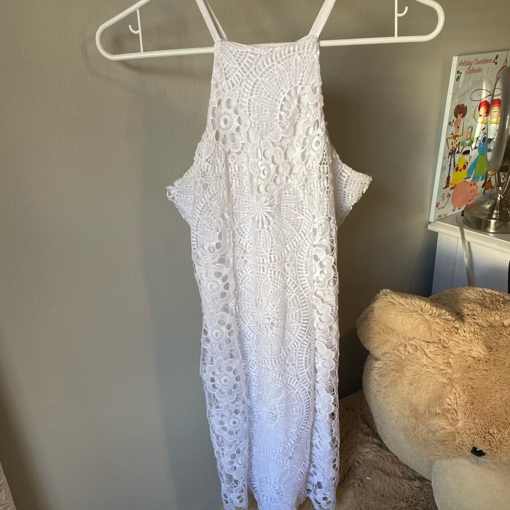 White lace dress